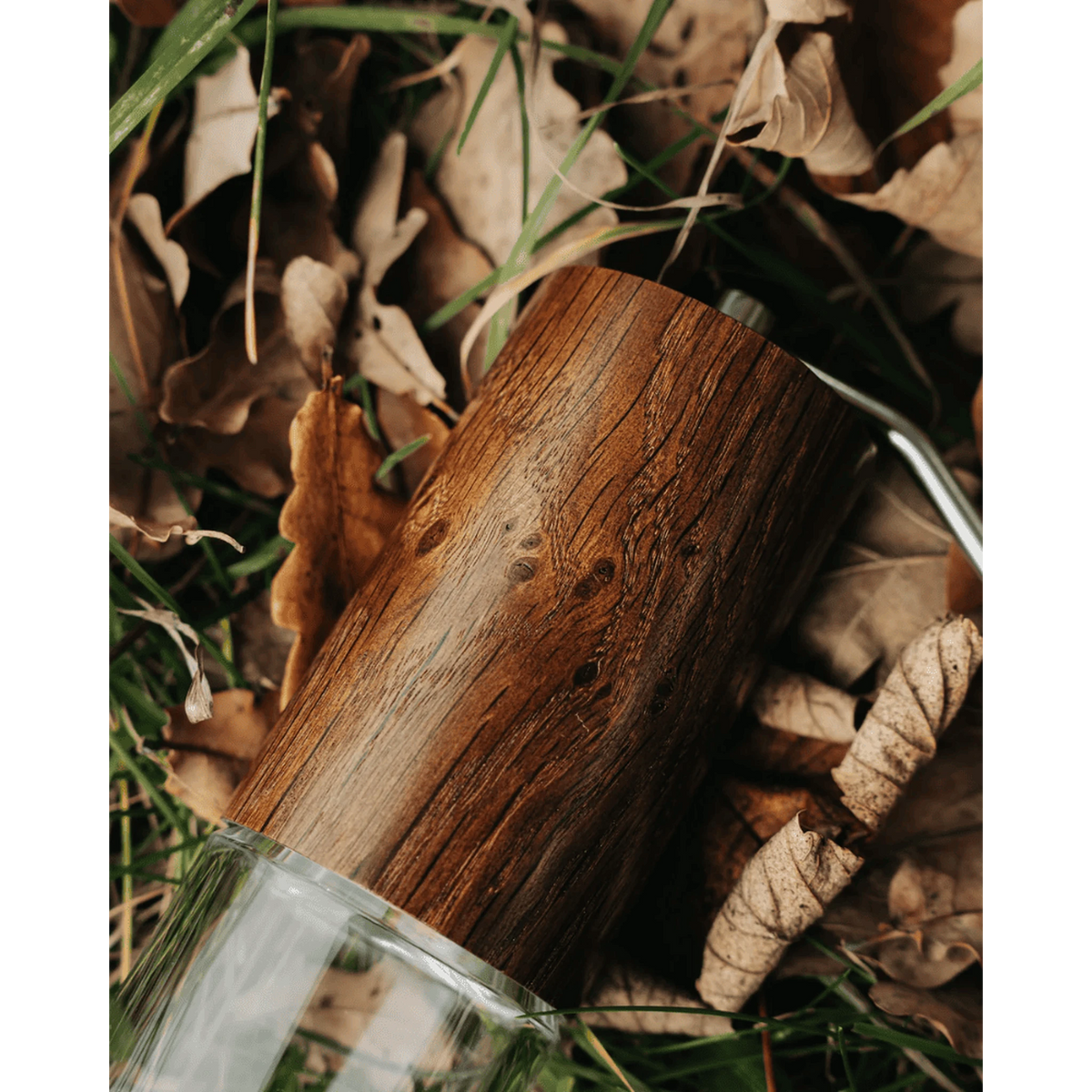 Comandante C40 Vintage Oak Royal