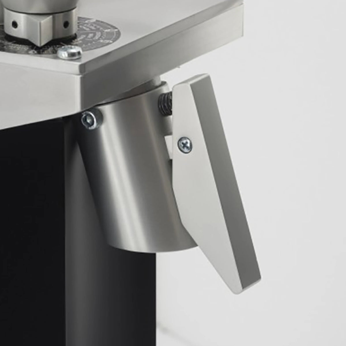 Eureka Drogheria MCD4 85 Negro mate