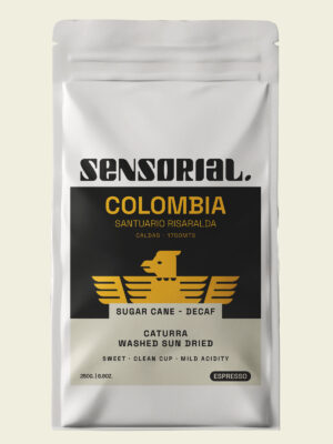 Decaffeinated coffee beans : decaf coffee from colombia